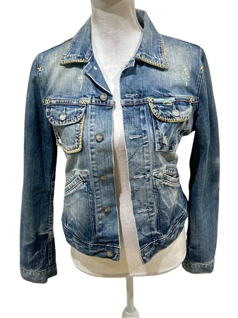 Blue cult distressed Blue Denim Jean Jacket Overstitching size small